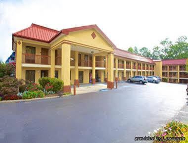Super 8 By Wyndham Decatur/Dntn/Atlanta Area Hotel Екстериор снимка